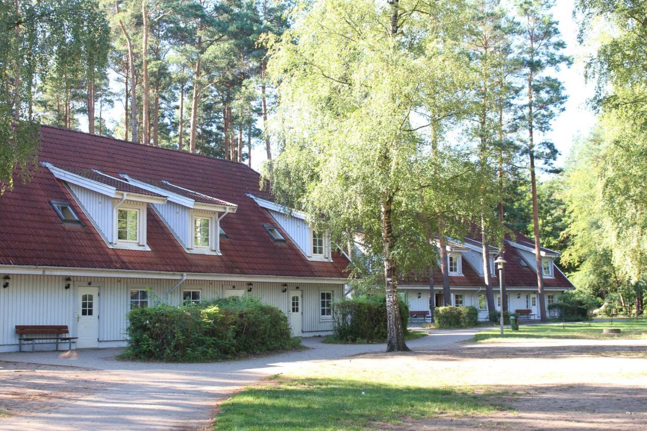 Martas Gaestehaeuser Gross Vaeter See 템플린 외부 사진
